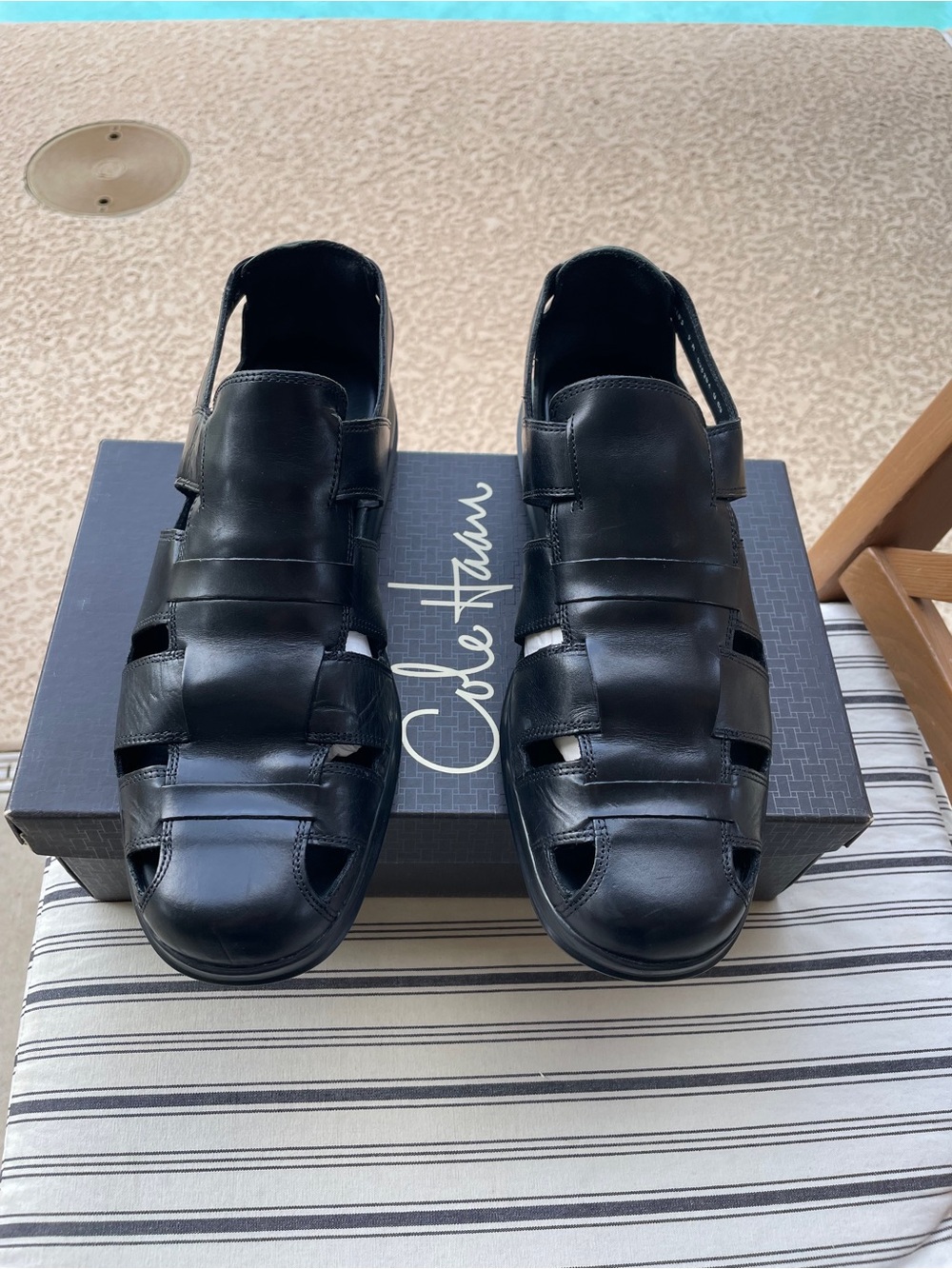 Cole Haan Mens Black Calf Leather Sandals 9 M NikeAir Dempsey FSHRMNII Strap